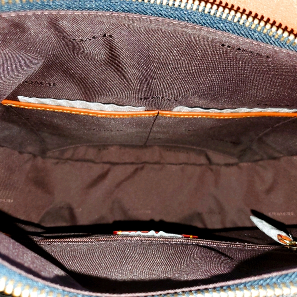 Coach signature Sutton hobo handbag